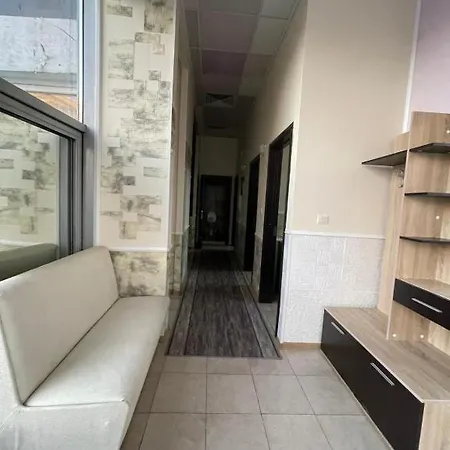 Apatcomplex Diva &restaurant&bar Апартаменты *