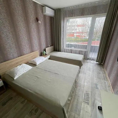 Apatcomplex Diva &restaurant&bar Святые Константин и Елена