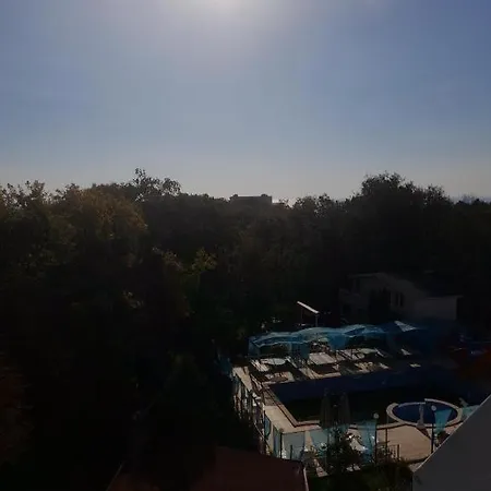 Diva And Appartement St Constantin et Helena