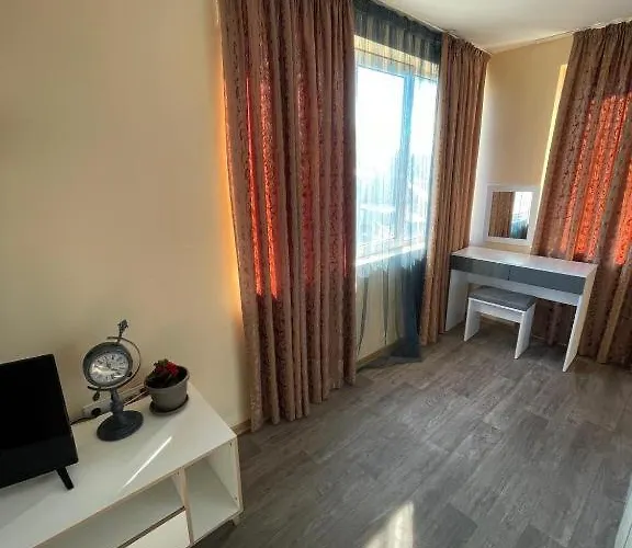 Diva And 아파트 산콘스탄틴앤헬레나