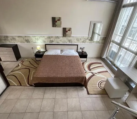 Diva And 아파트 *